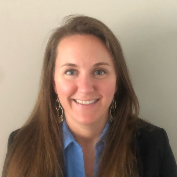 Meet your Posher, Kristen - Picture 1 of 1